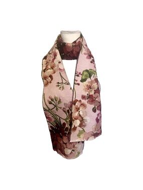 Gucci Bloom wool scarf NWT with box